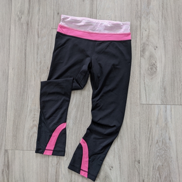 Lululemon Run Inspire Crop II - Picture 6 of 6